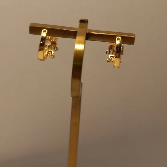 Hope Drop Earring Elephant With Zircon Gold Layered/Oro Laminado NWOT - Picture 5 of 15